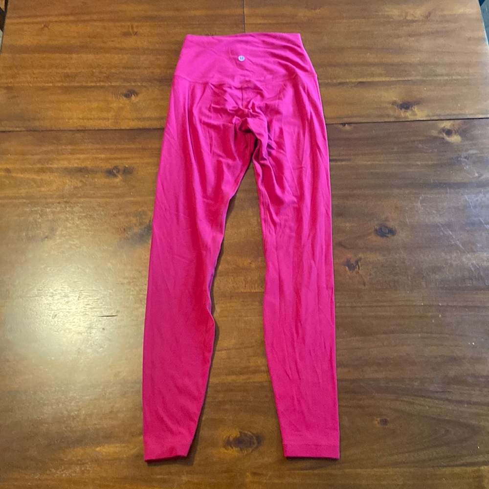 Magenta/Raspberry Lululemon Align Legging Size 4 28 inch